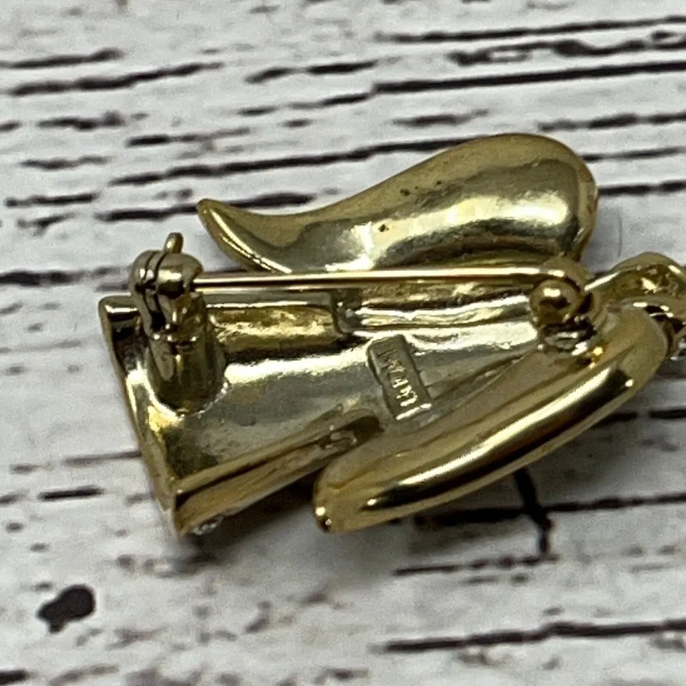 Vintage Monet‎ Angel Brooch Gold Tone Crystal Accent Pin
